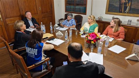 San Crist Bal Reuni N De La Intersindical Con El Senador Felipe