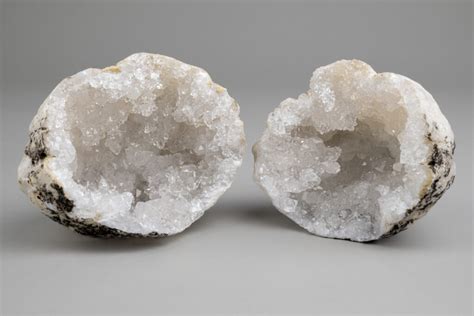 White Quartz geode, Size #6 select