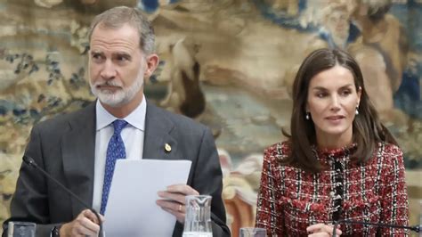 Los Reyes Felipe Y Letizia Ponen Rumbo A Las Zonas Afectadas Por La