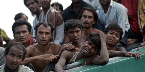 Sri Lanka Navy Rescues Boat Of 100 Rohingya Refugees