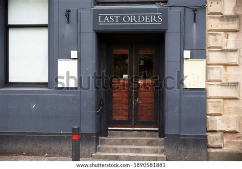 997 Glasgow Bars Stock Photos, Images & Photography | Shutterstock