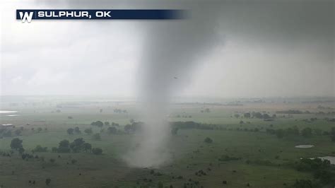 Absolutely Insane Drone Footage Of Oklahoma Tornado Youtube