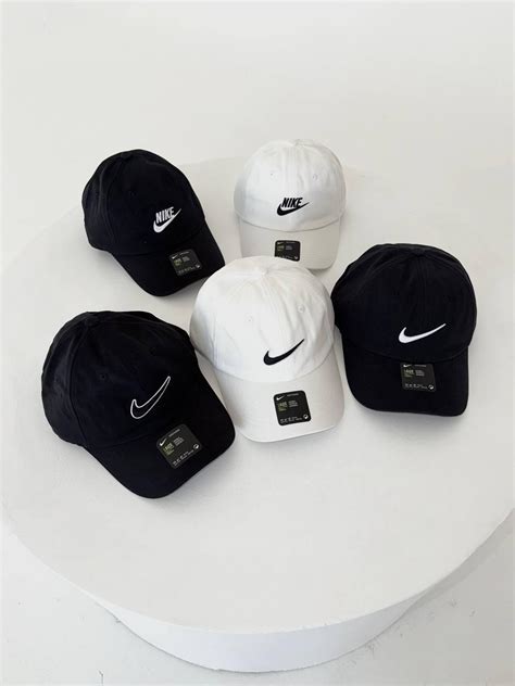 Кепка Nike Swoosh біла з вишитим логотипом (ID#2533812310), ціна: 759 ...