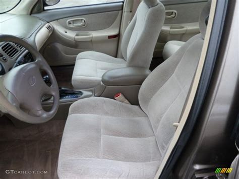 1999 Oldsmobile Intrigue GX interior Photo #43393532 | GTCarLot.com