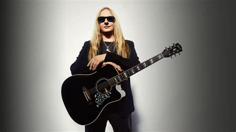 Alice In Chains Jerry Cantrell Unveils Signature Gibson Acoustic Guitars