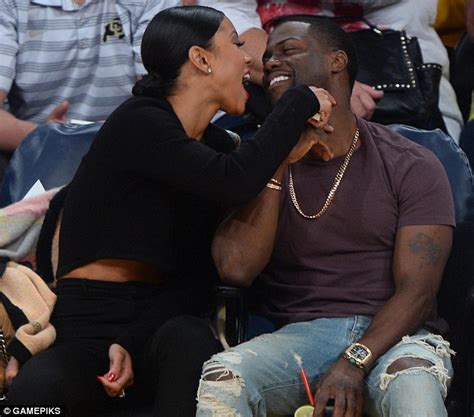 Kevin Hart Enjoys Kiss Cam Spotlight With Fiancée Eniko Parrish At La Lakers Game Daily Mail