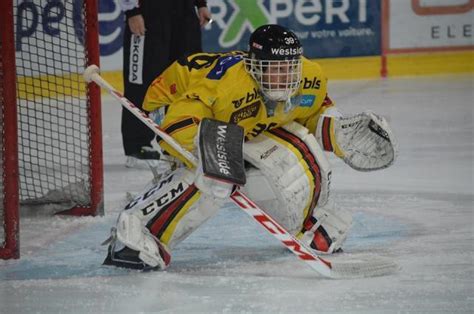 Hockey Sur Glace Nla Marco B Hrer Quitte La Sc Ne Suisse Divers