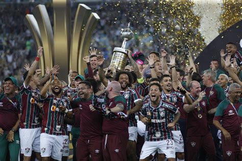 Fluminense Campeão Com O Verde Da Esperança