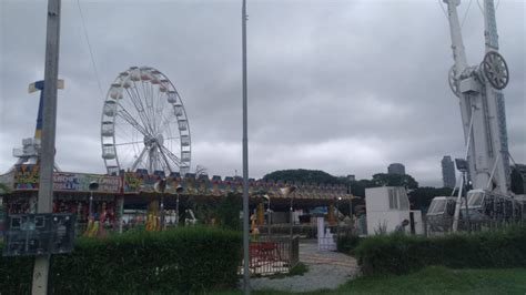 Parque de diversões é inaugurado no Barigui