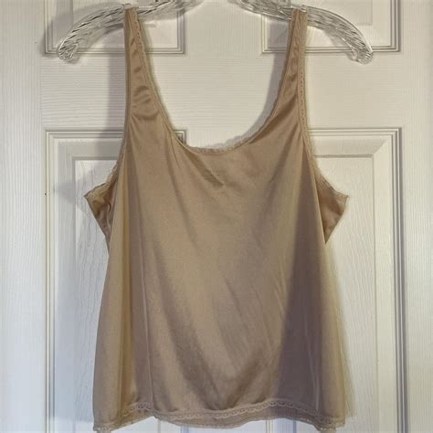 MEDIUM Vanity Fair Nude Cami Lace Trim With Center Depop