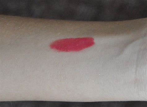 Губная помада Rouge Dior Nude оттенок 663 Guipure от Dior отзывы обзор косметики