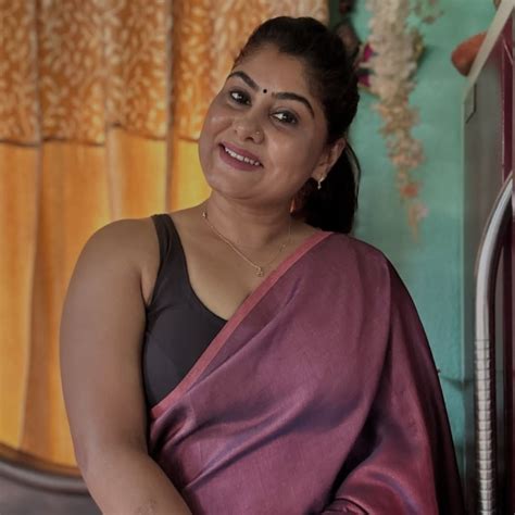 Honey Babe Helloentertain3 Is LIVE TikTok LIVE