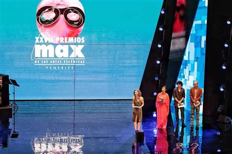 Los Premios Max consagran a Iñaki Rikarte entre llamamientos a una