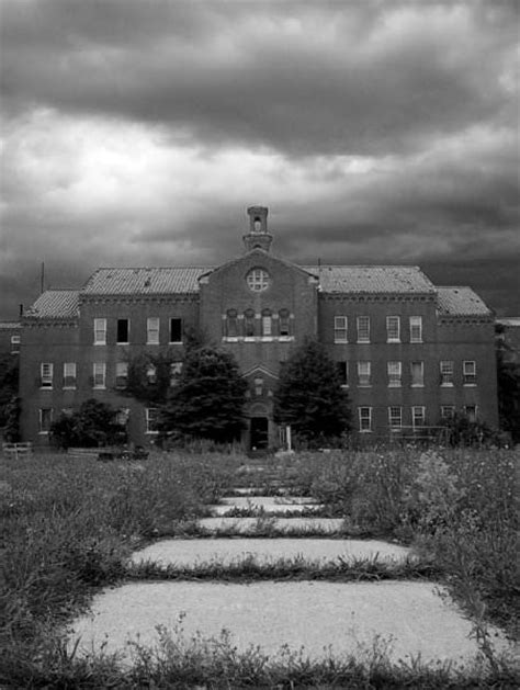 Emptiness Photos Of The Abandoned Pilgrim State Hospital