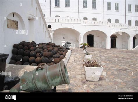 Cape Coast Castle Ghana Stock Photo Alamy