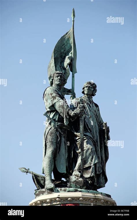 Statue Of The Bruges Folk Heroes Jan Breydel And Pieter De Coninck On