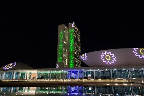 Congresso Recebe Proje O De Imagens Em Alus O Marcha Das Margaridas