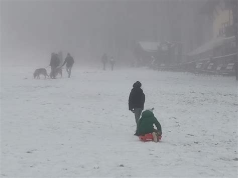 Neve In Toscana Dall Abetone Alla Garfagnana Allerta Vento Forte Per