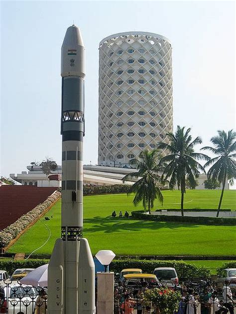 Nehru Science Center, Mumbai travel guide, Places to see - Trodly