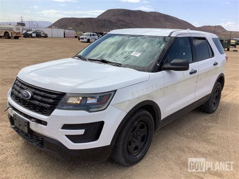 Surplus 2017 Ford Explorer Police Interceptor Awd Suv In Yermo California United States