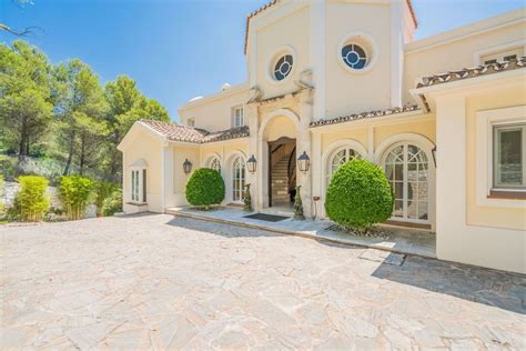 Villa Chalet De Lujo M En Venta The Golden Mile Marbella