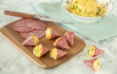 Salami Hapje Met Eiersalade Hapjes Warme Hapjes Lekker Eten