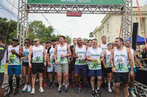 Gladson secretários e autoridades participam de corrida em alusão