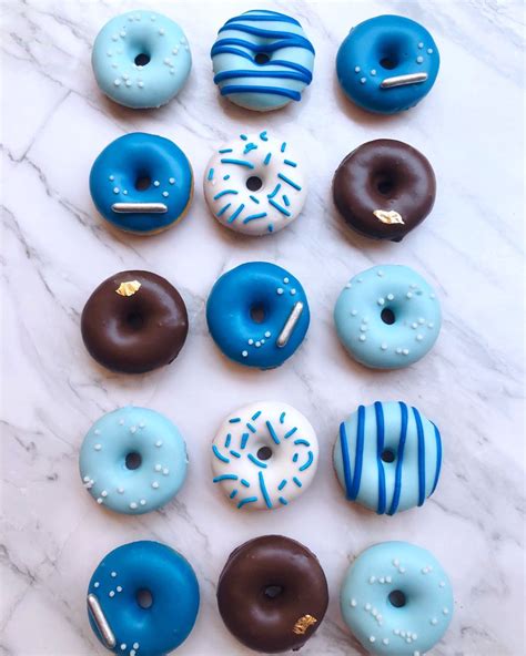 Blue mini donuts design – Artofit