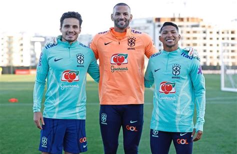 Descubra A Numera O Do Trio Do Palmeiras Na Sele O Brasileira