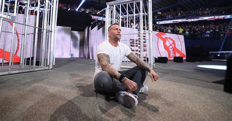 Mark Henry Sends Stern Warning To Stars Upset About CM Punk S WWE Return