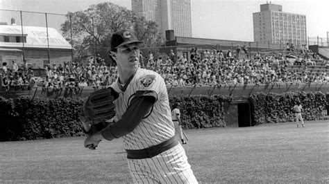 Tips And Hot Links Honoring Holtzman Axios Chicago