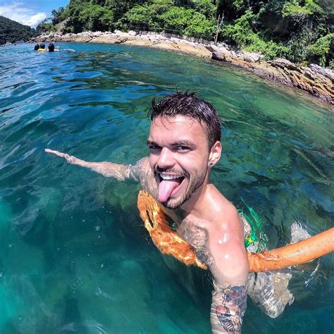 La Historia De Jonathan El Rugbier Gay Atacado Por Una Patota Me Ahogaba Tragando Mi Propia