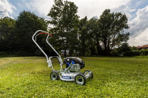 Lawn Mower GRIN HM37