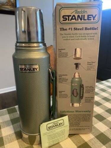 Vintage 1989 Aladdin Stanley Thermos Green 1 Quart A944 DH New In Box