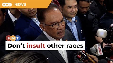 Anwar Takes Jab At Dr M Over Loyalty Remarks Video Dailymotion