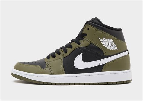 Black Jordan Air 1 Mid | JD Sports UK