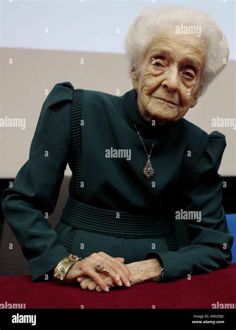 Nobel Prize Winner Rita Levi Montalcini With Students At Turin S