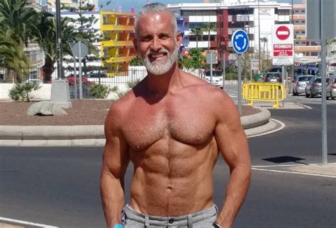 Del Porno Gay a la Industria de la Música Colton Ford demuestra que está aquí para Stay