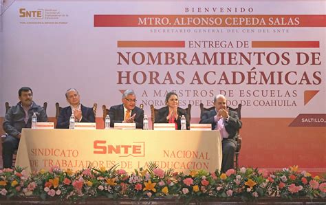 El Secretario General Del Cen Del Snte Mtro Alfonso Cepeda Salas