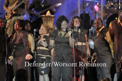 Shekinah Glory Ministry celebrates 10 years, records live CD | Chicago Defender