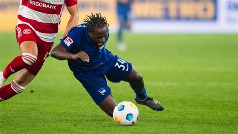 Hertha Bundesliga Interesse An Zeefuik