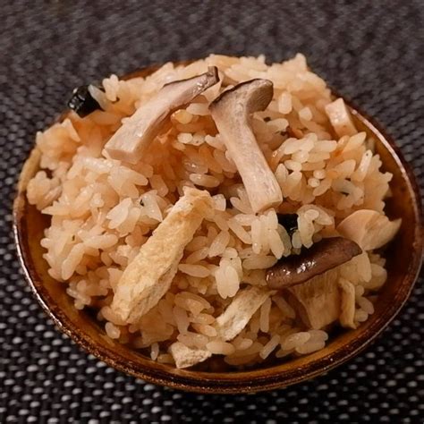 まるでマツタケ エリンギの炊き込みご飯 作り方・レシピ クラシル