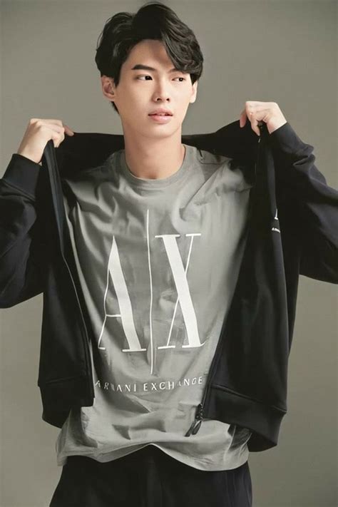 Pin By Sei On Win Metawin Actors Asian Actors Cute Gay Couples