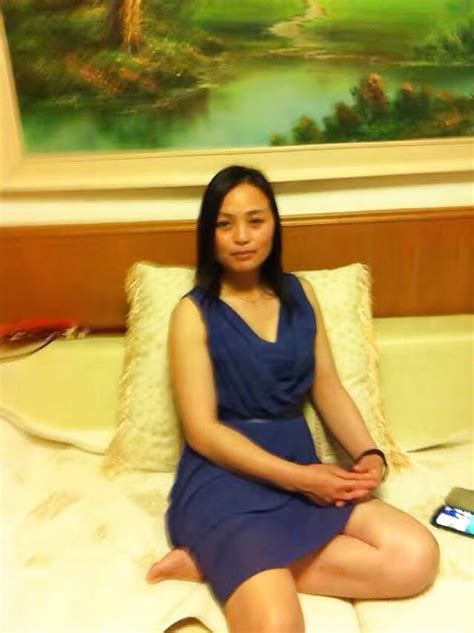 Chinese Milf Whore Photo