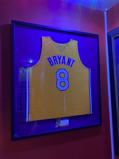 KOBE bryant Signed Number 8 Jersey, Hobbies & Toys, Memorabilia & Collectibles, Vintage ...