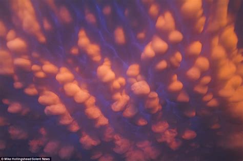 Mike Hollingshead Photos Show Mammatus Clouds Only Seen During A Storm