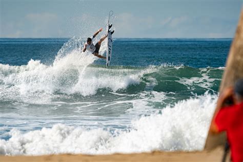 Big Performances In Huntington Beach For Day Of Isa World Surfing