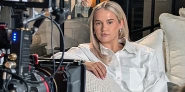 Molly Mae: Behind It All: when and how to watch to the documentary