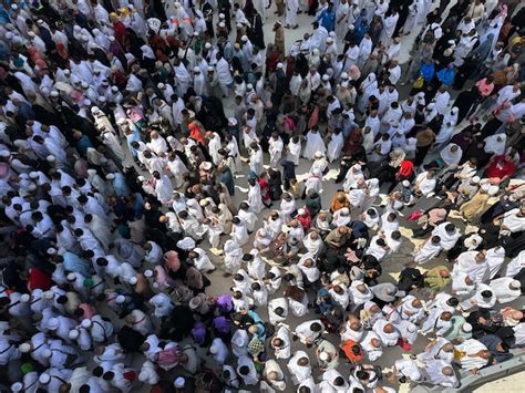 Premium Photo | Mecca saudi arabia mar 17 2023 al kaaba in al haram ...