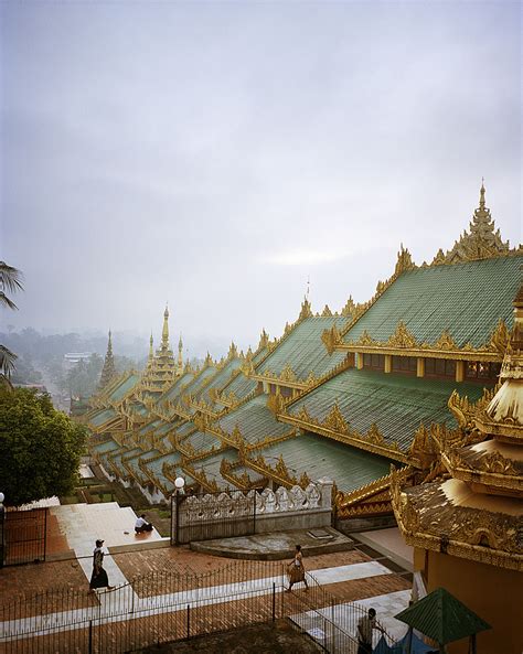 Shwedagon Pagoda Yangon